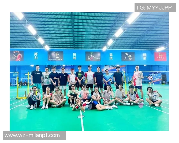 实时新闻深圳羽毛球队与重庆羽毛球队赛后战术分析与总结探讨